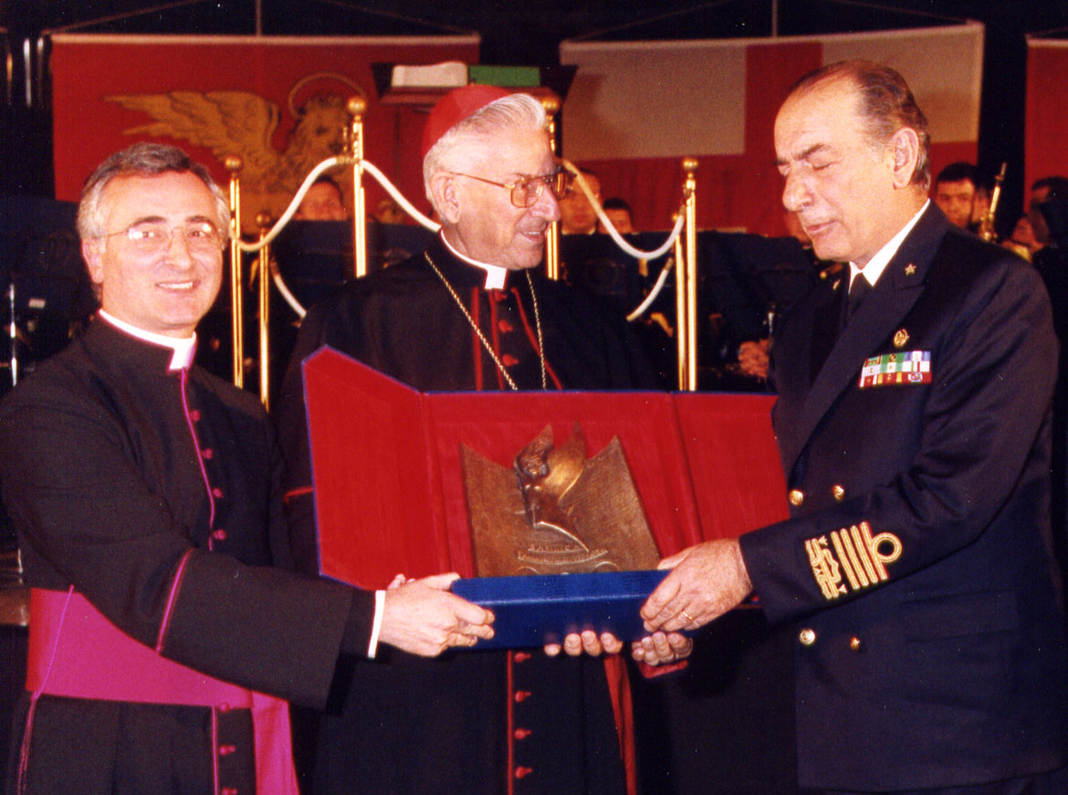 Mons. Renzo Giuliano: 40 anni di sacerdozio, di Arte, Cultura e Accoglienza