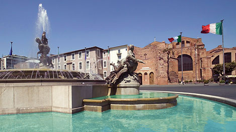 Santa-Maria-degli-Angeli-e-dei-Martiri-3 La Basilica Santa Maria degli Angeli e dei Martiri di Roma in Piazza della Repubblica