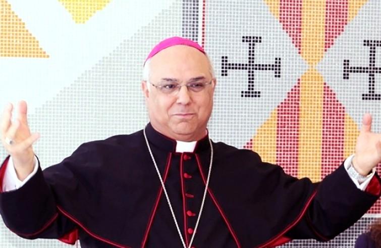 Il presidente della Conferenza episcopale calabrese, monsignor Vincenzo Bertolone
